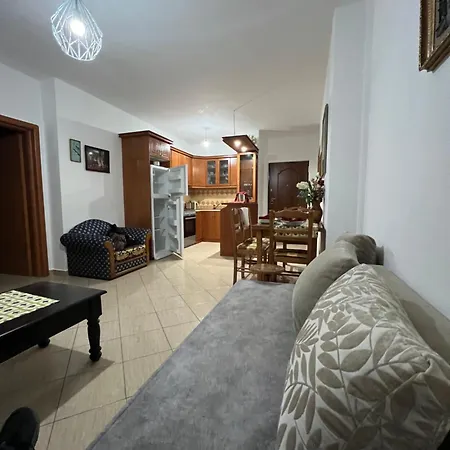 Nona's Sarande